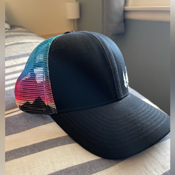 Multi-colored Mesh Snapback - Picture 4 of 5
